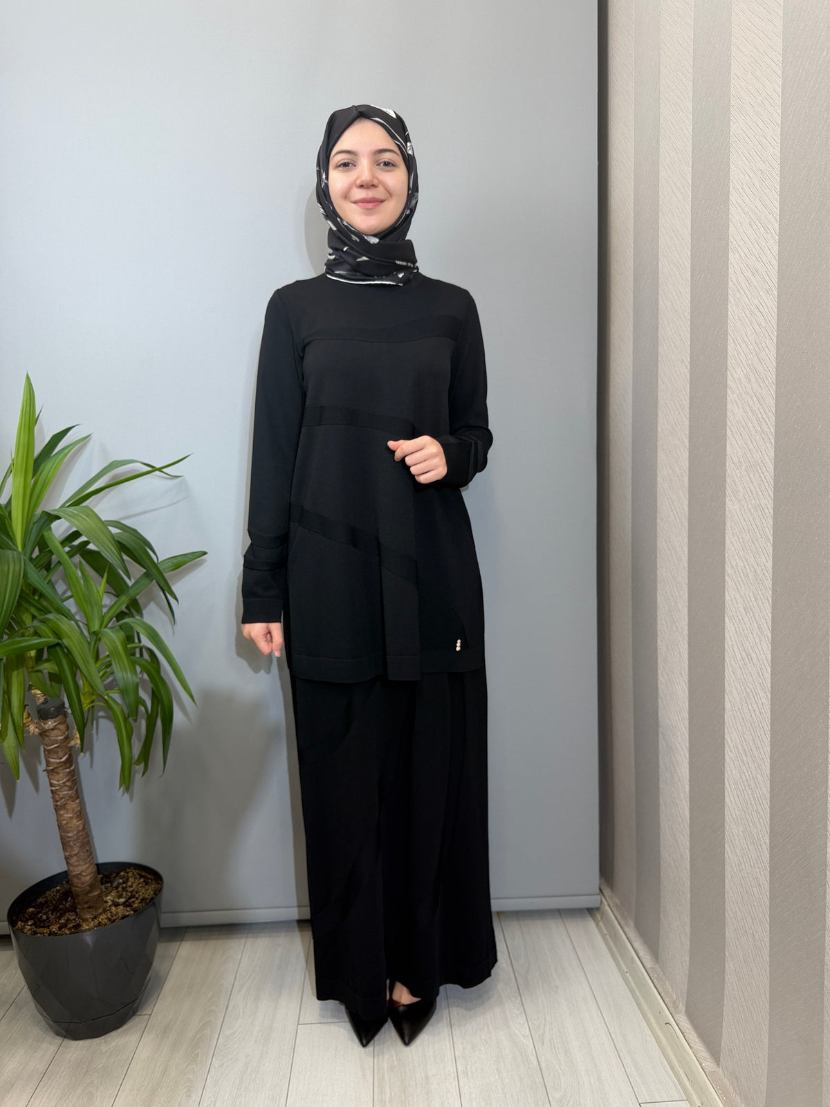 Dalida giyim arayanlar için Miss Dalida takım modeli