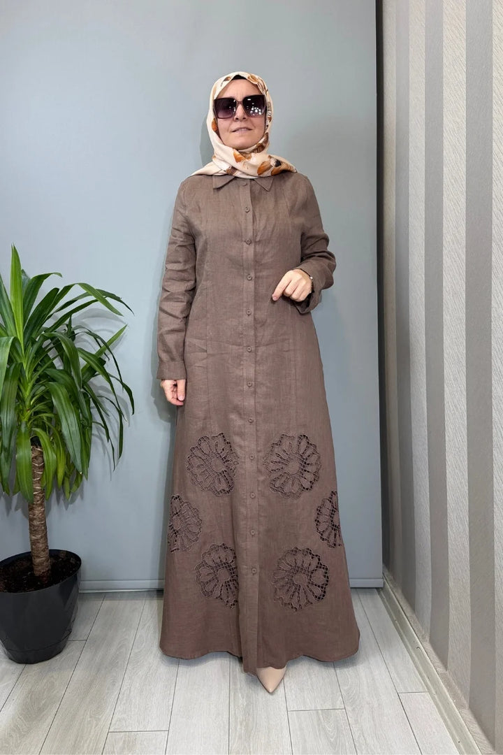 Clande Delik İşi Detaylı Keten Elbise Kahve 2601- 5056