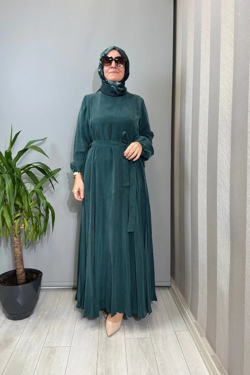 Misswhence Parça Detaylı Cupro İpek Elbise 39842 - Zümrüt - Görsel 1 #renk_z-mr-t