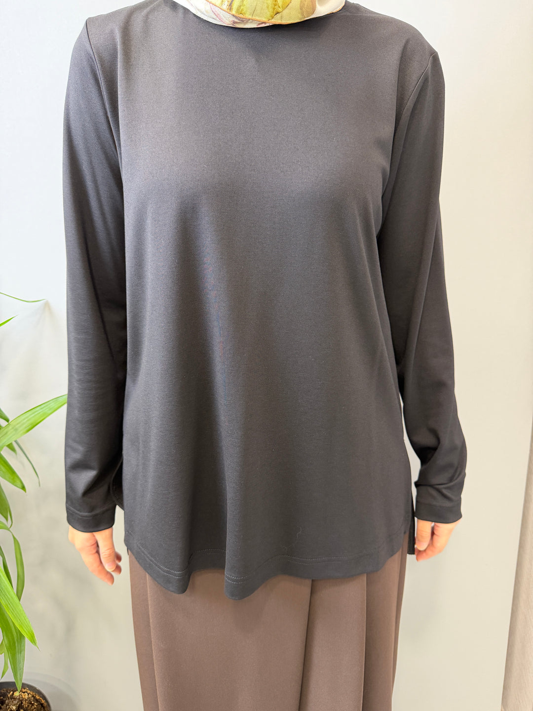AlmarwahBlack Tunik 102225