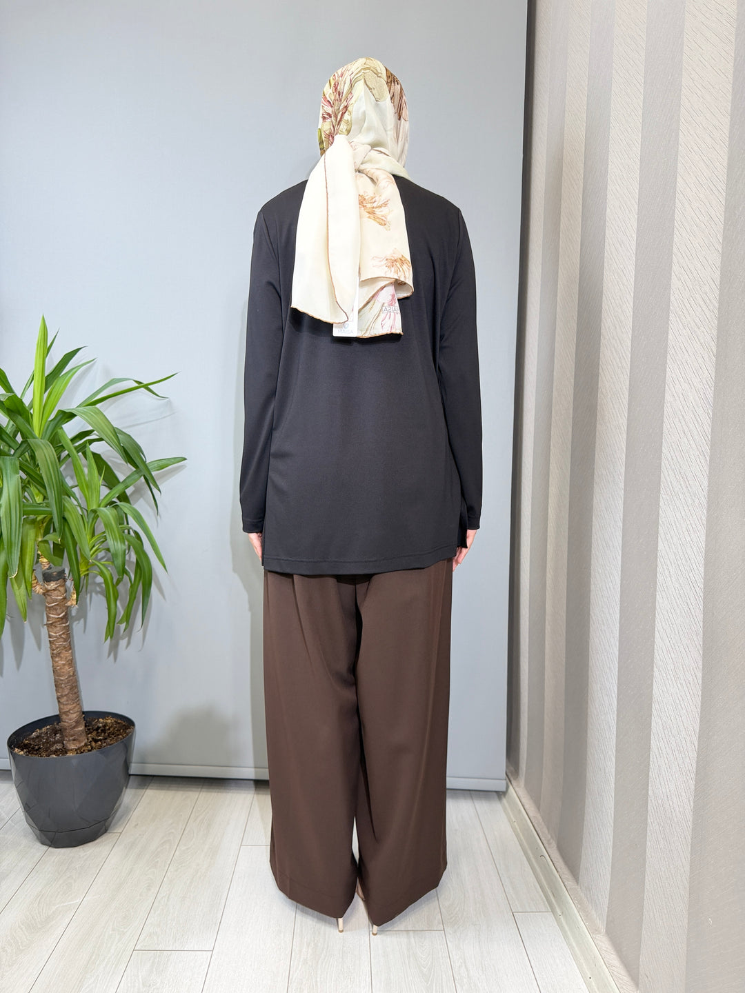 AlmarwahBlack Tunik 102225