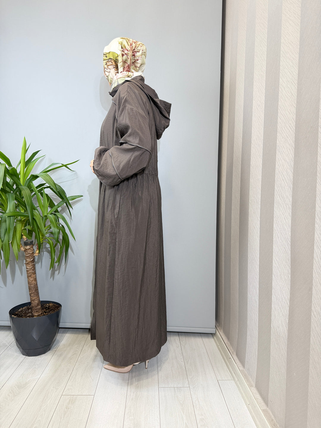 AlmarwahBlack Kap 405043