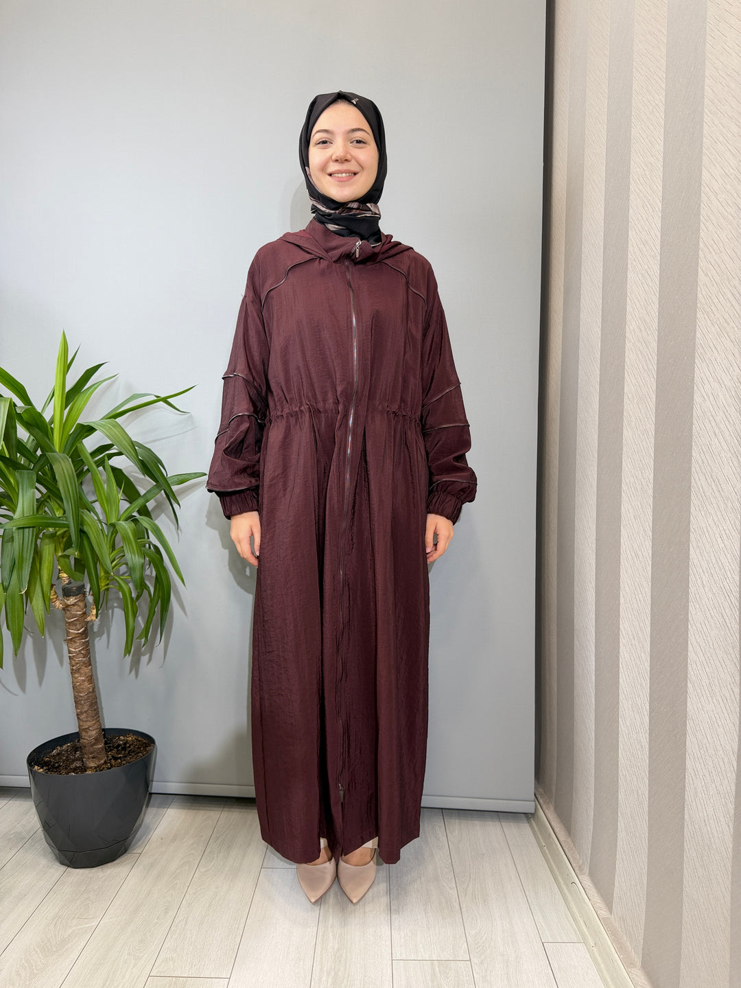 AlmarwahBlack Kap 405043