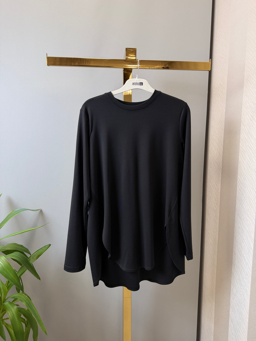 AlmarwahBlack Oval Kesimli Tunik 102269