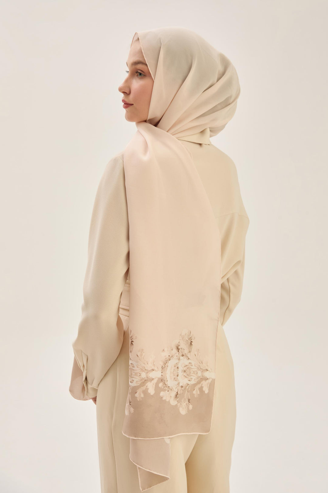 Maisa AREN KREP İPEK ŞAL 70*190 CM - KOYU BEJ