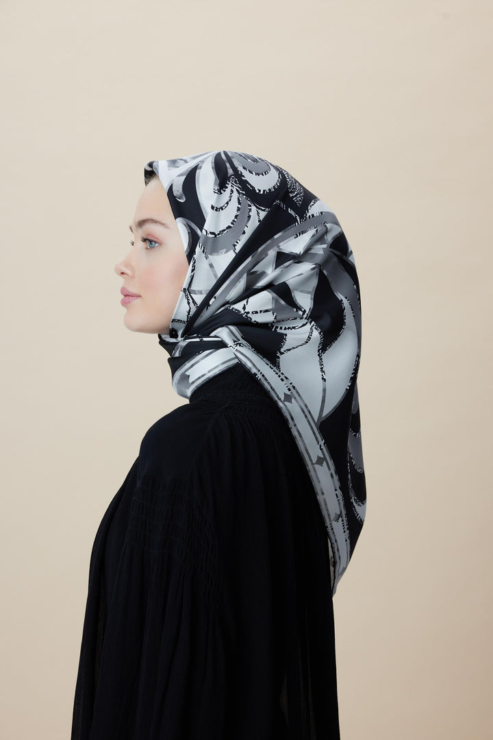 ATOL TİVİL İPEK EŞARP 90*90 CM - SİYAH - Görsel 3