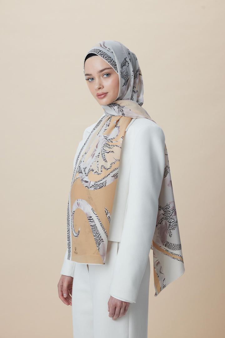 Maisa AYÇIL KREP İPEK ŞAL 70*190 CM - AÇIK BEJ