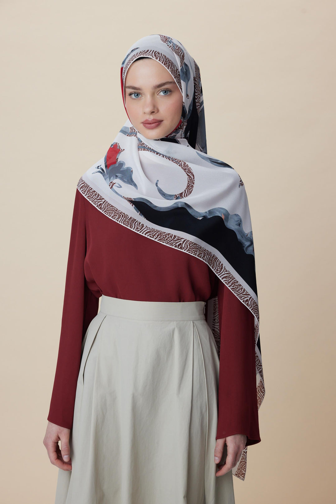 Maisa AYÇIL KREP İPEK ŞAL 70*190 CM - KIRMIZI