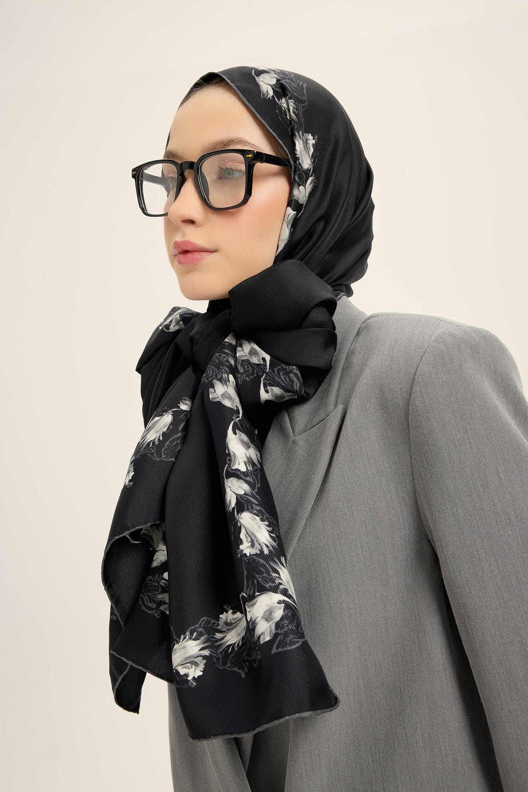 Maisa Bade Mulberry İpek Şal - Siyah