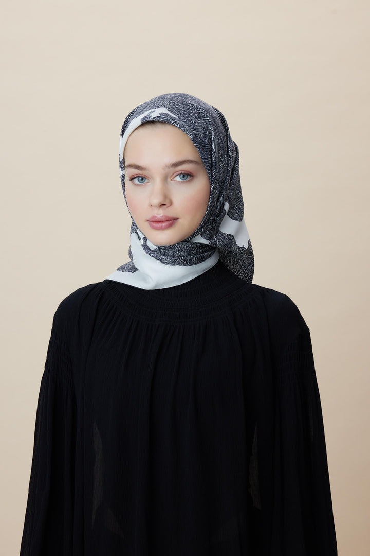 FARAH MULBERRY İPEK EŞARP 90*90 CM - DUMAN - Görsel 2