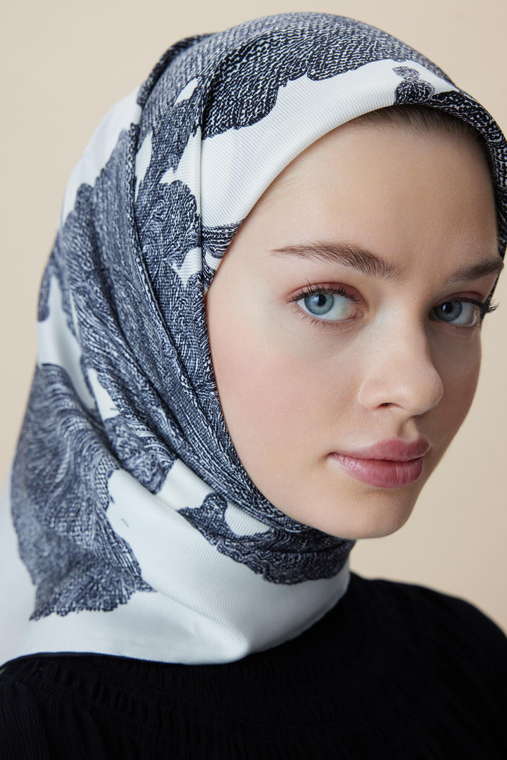 FARAH MULBERRY İPEK EŞARP 90*90 CM - DUMAN - Görsel 1