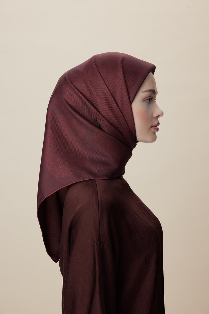 FARAH MULBERRY İPEK EŞARP 90*90 CM - KOYU KIRMIZI - Görsel 6