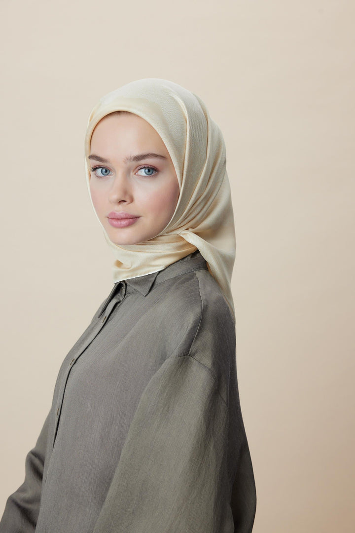 FARAH MULBERRY İPEK EŞARP 90*90 CM - SARI - Görsel 4