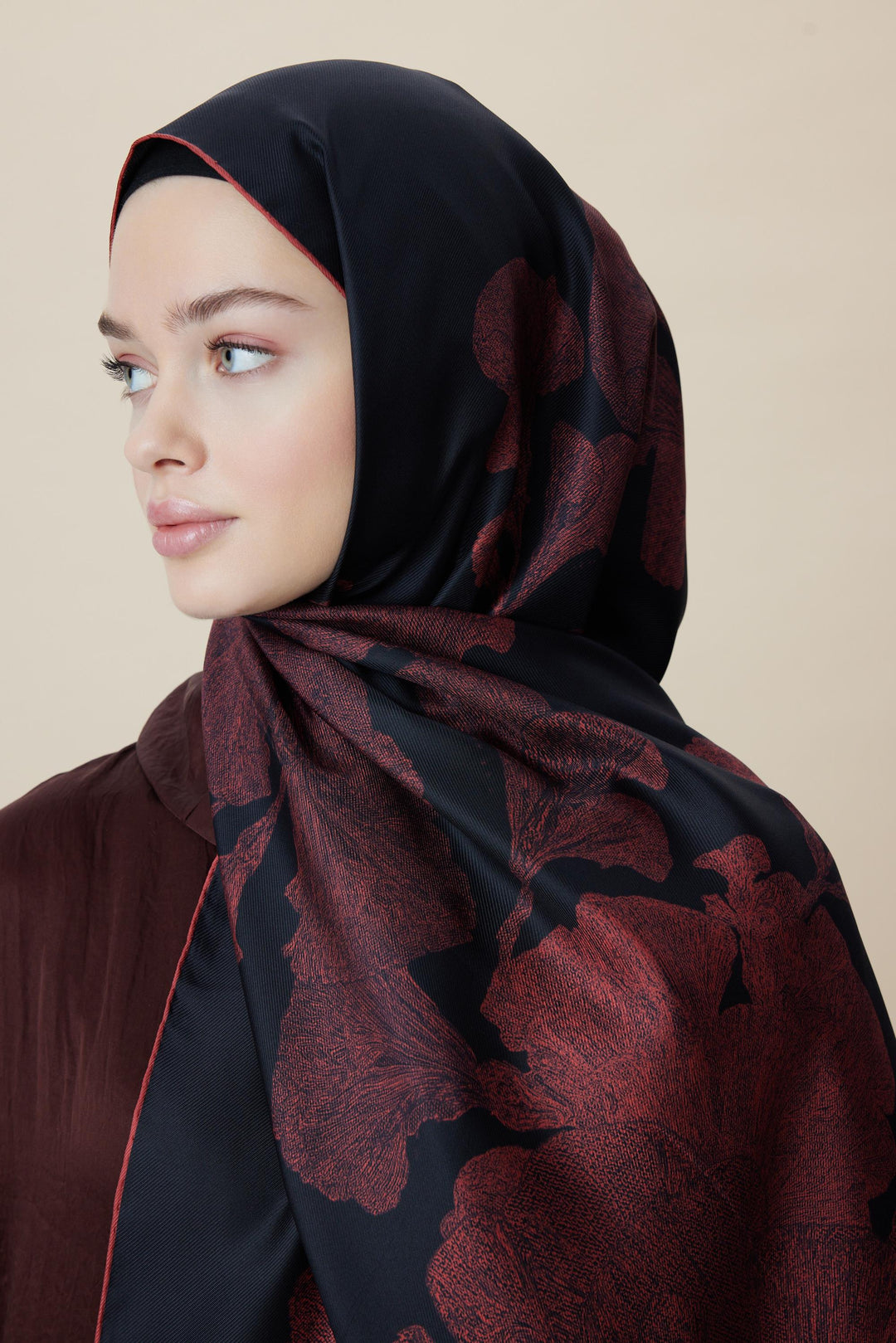 Maisa FARAH MULBERRY İPEK ŞAL 70*190 - KIRMIZI