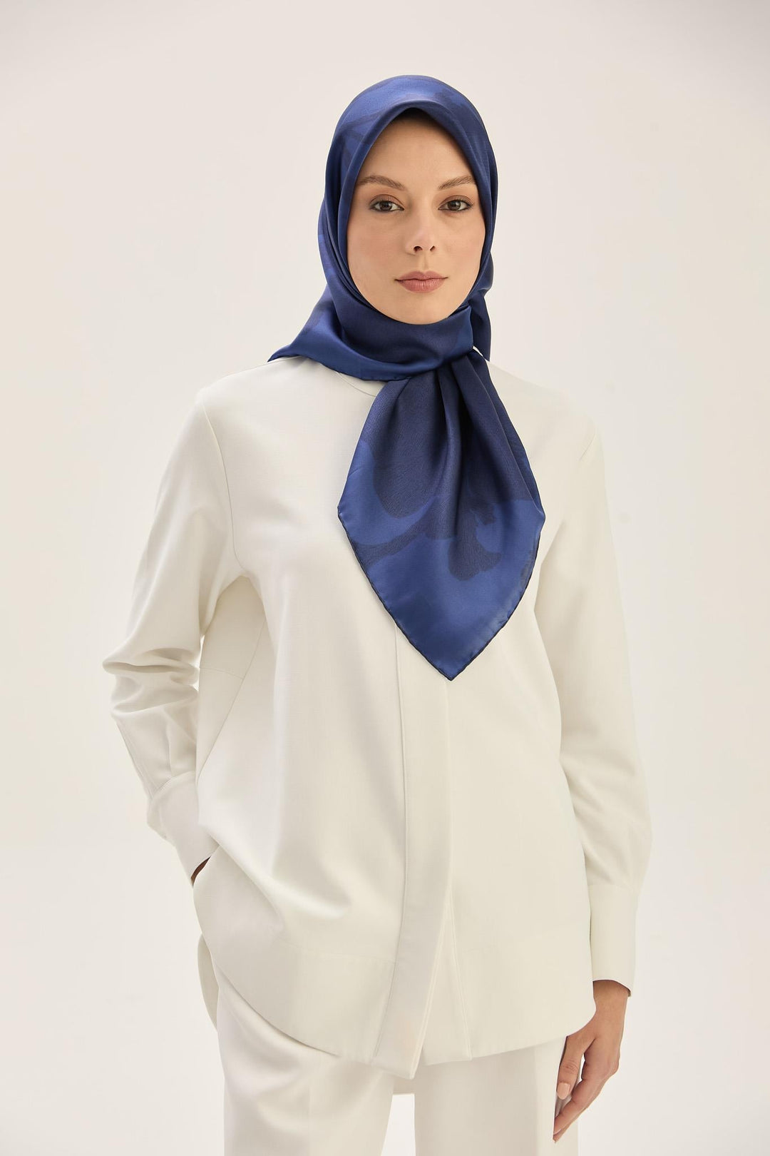 Maisa Farah Sura İpek Eşarp - Saks