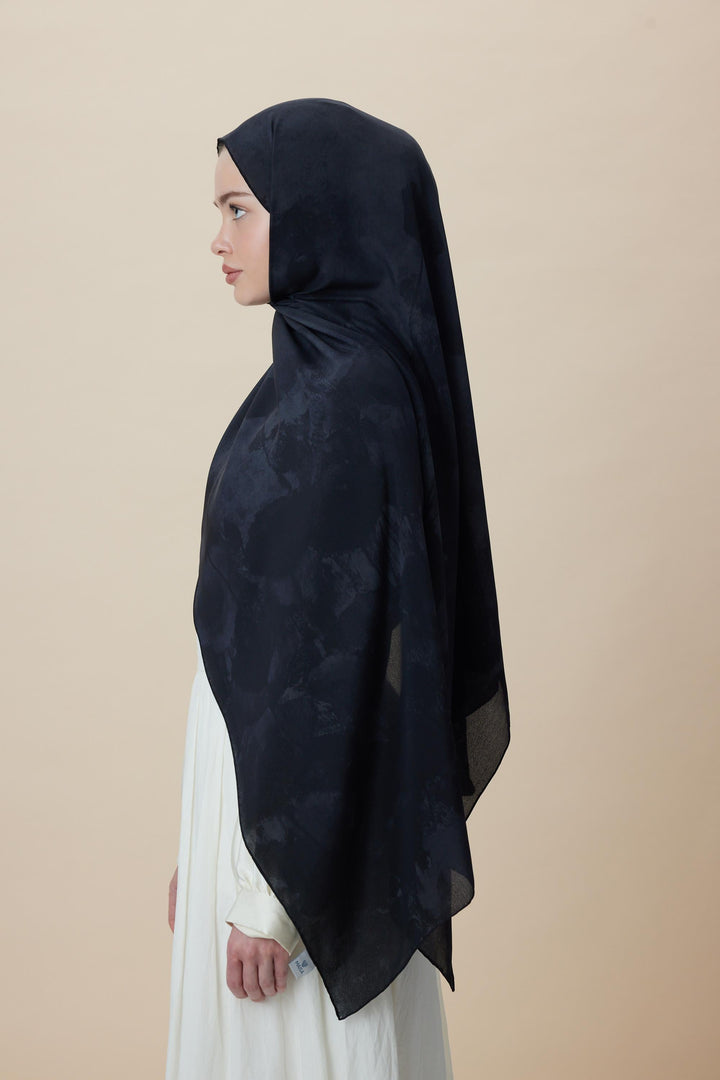 Maisa GELİNCİK KREP İPEK ŞAL 70*190 CM - ANTRASİT