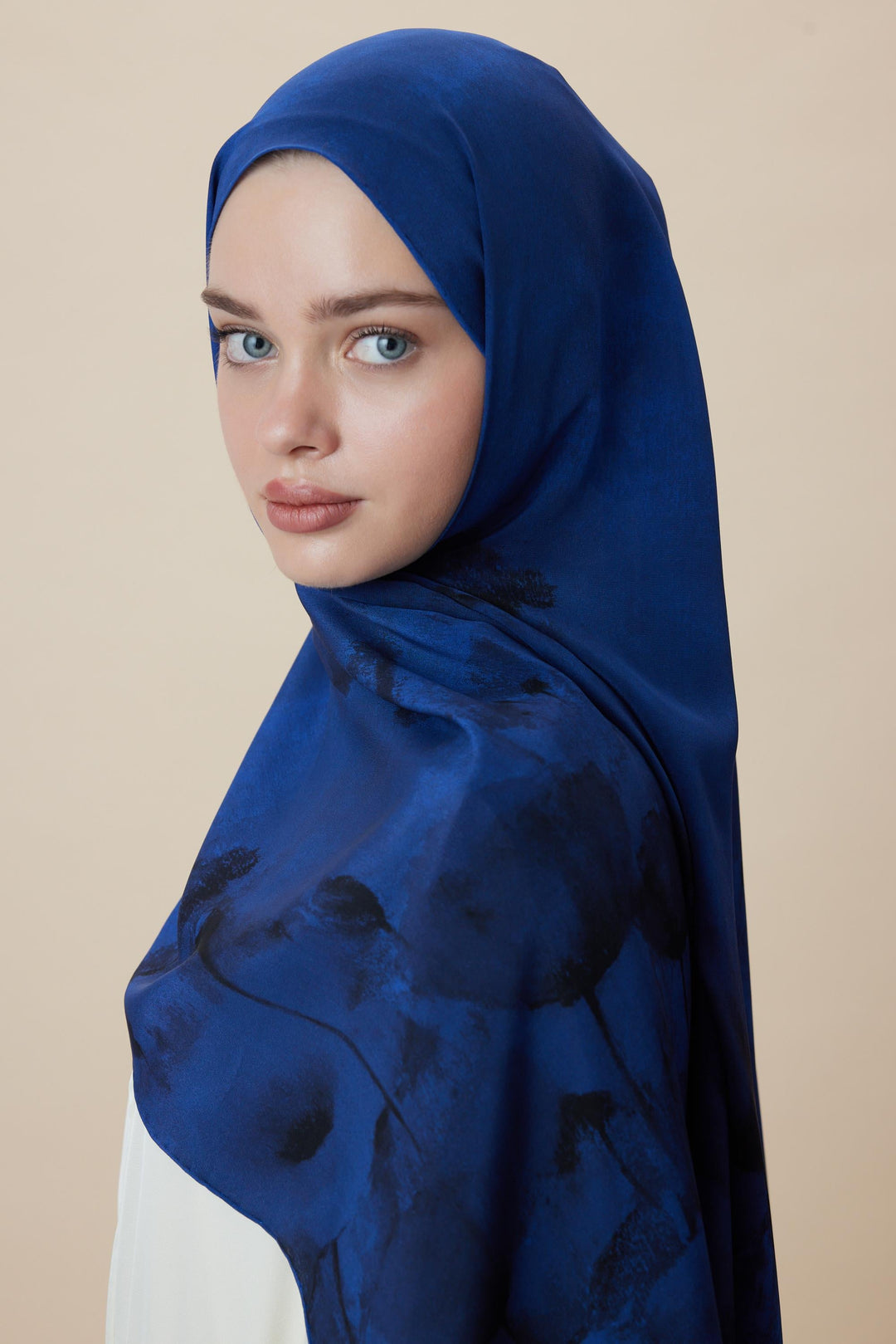 Maisa GELİNCİK KREP İPEK ŞAL 70*190 CM - GECE MAVİSİ