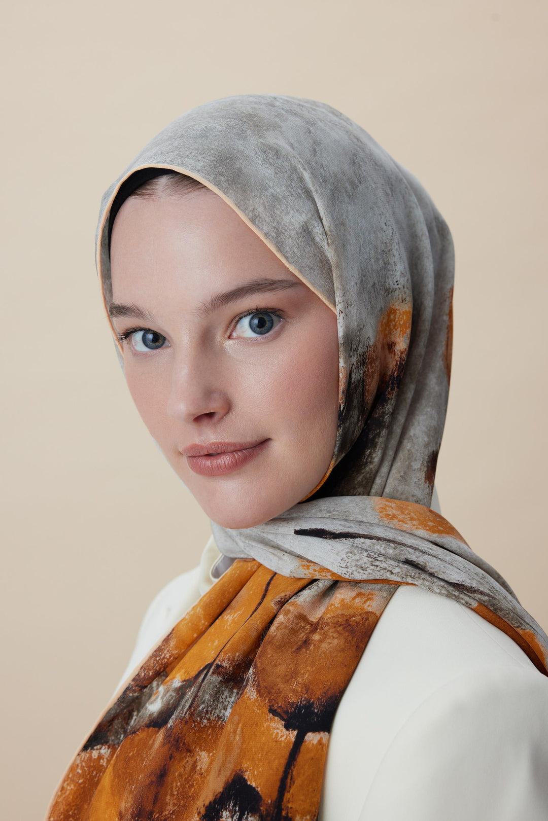 Maisa GELİNCİK KREP İPEK ŞAL 70*190 CM - GOLD