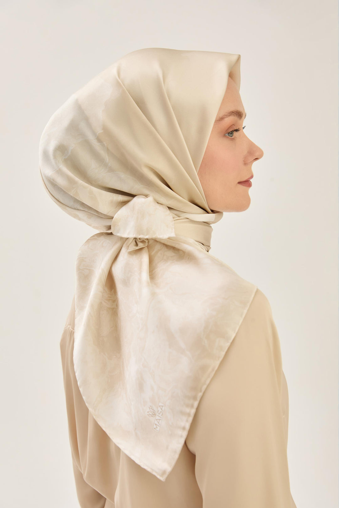 Maisa KATRE SURA İPEK EŞARP 90*90 CM - BEJ