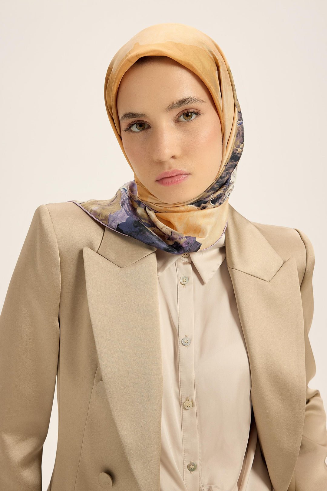 KATRE TİVİL İPEK EŞARP 90*90 CM - SAFRAN - Görsel 3