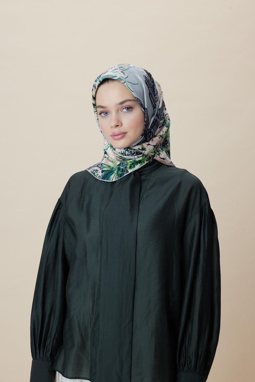 KORAL MULBERRY İPEK EŞARP 90*90 CM - GRİ - Görsel 5