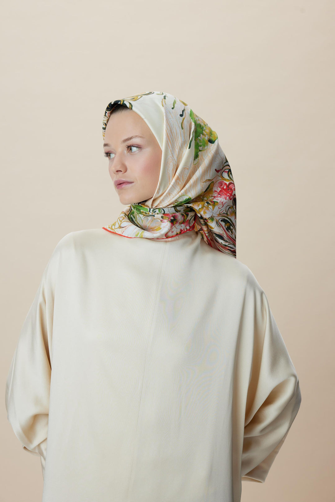 KORAL MULBERRY İPEK EŞARP 90*90 CM - YEŞİL - Görsel 3