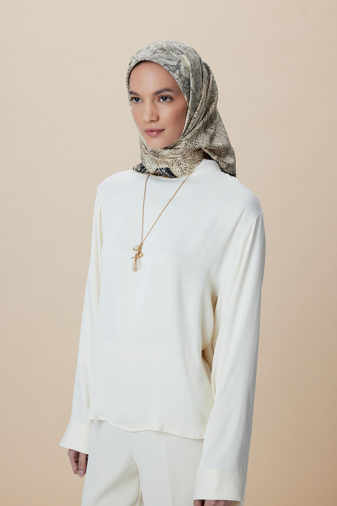 KÜN MULBERRY İPEK EŞARP 90*90 CM - HAKİ - Görsel 3