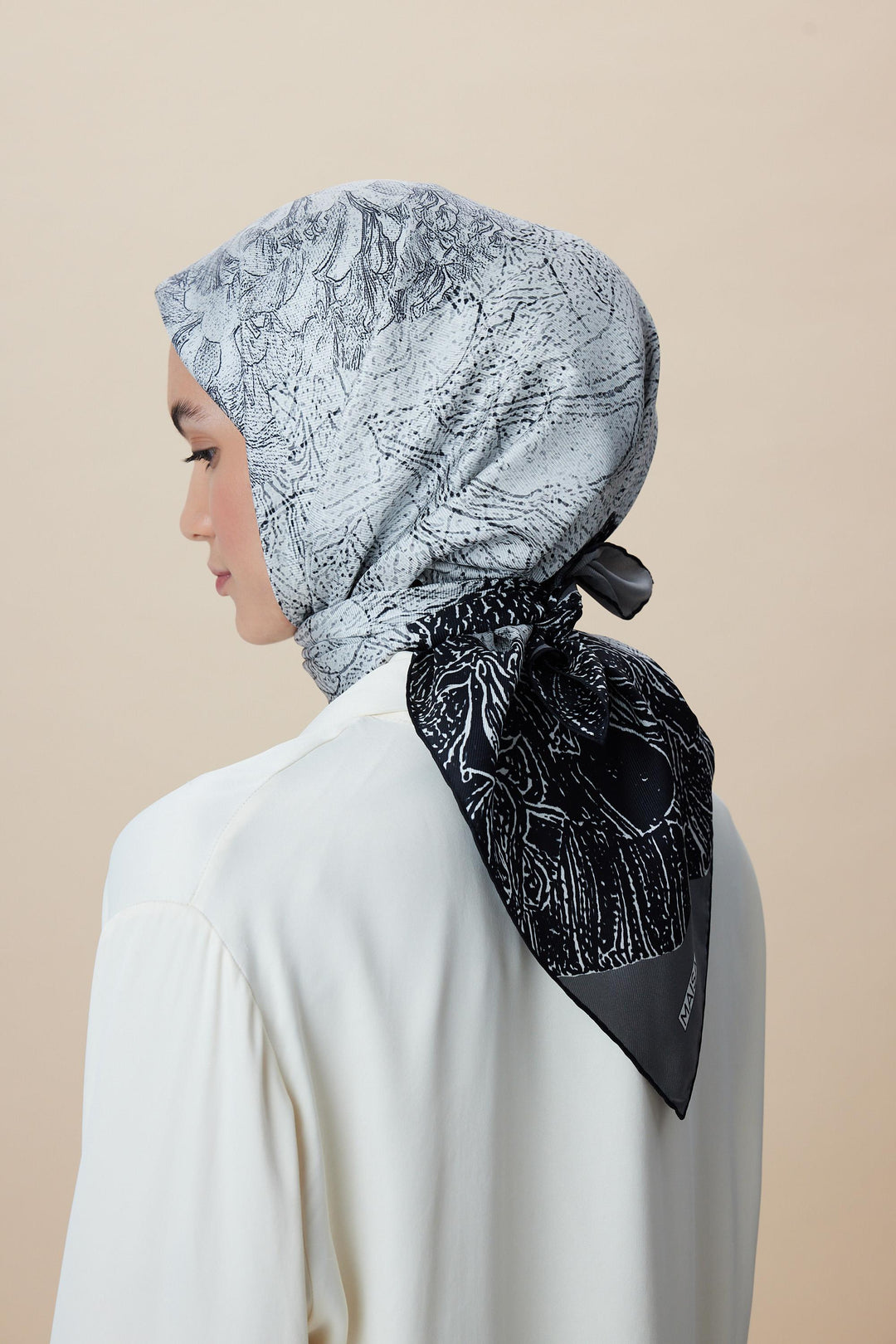 KÜN MULBERRY İPEK EŞARP 90*90 CM - KOYU GRİ - Görsel 8