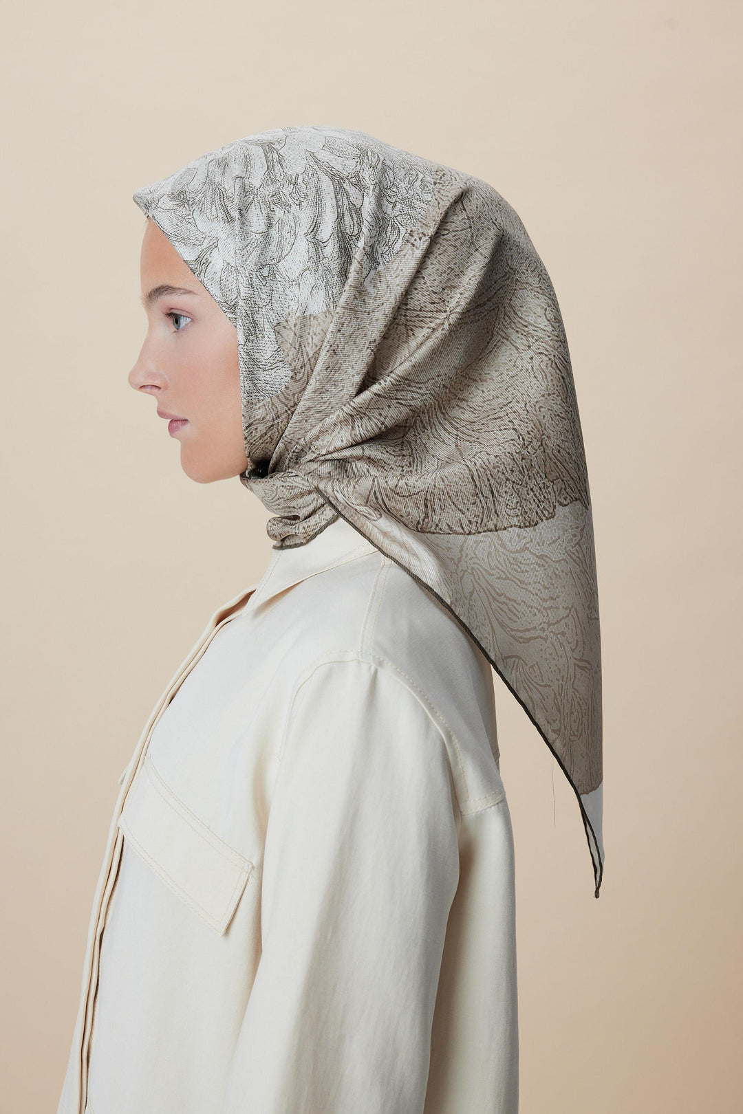 KÜN MULBERRY İPEK EŞARP 90*90 CM - VİZON - Görsel 3