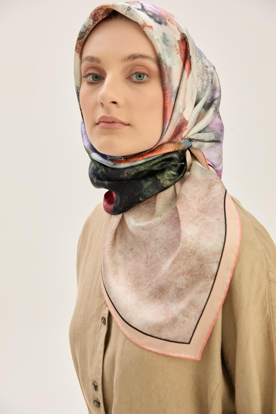 Maisa LADEN SURA İPEK EŞARP 90*90 CM - SOMON