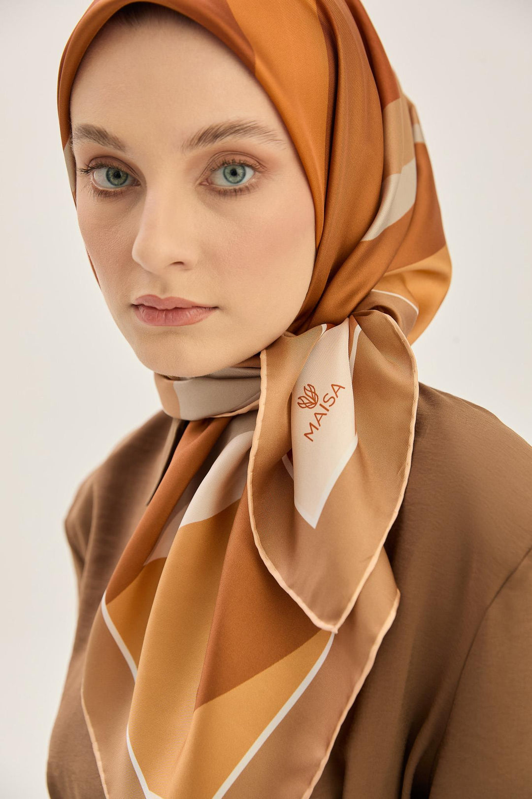 Maisa LALE TİVİL İPEK EŞARP 90*90 CM - CAMEL