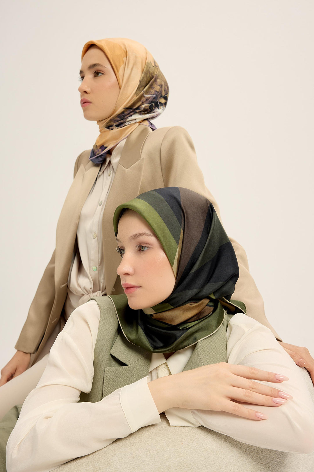 Maisa LALE TİVİL İPEK EŞARP 90*90 CM - KOYU YEŞİL