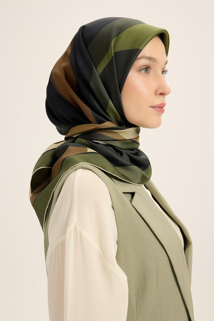 Maisa LALE TİVİL İPEK EŞARP 90*90 CM - KOYU YEŞİL