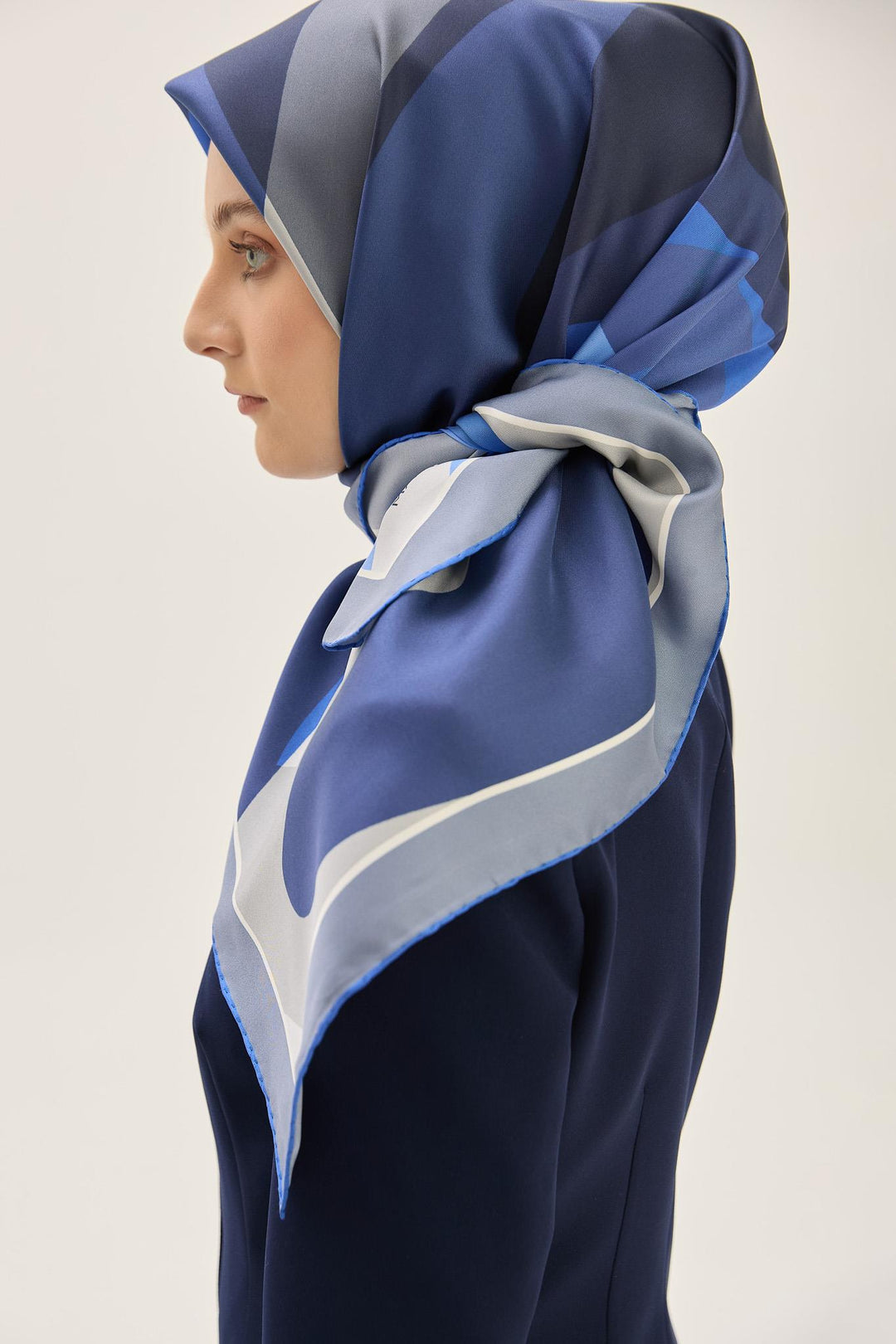 Maisa LALE TİVİL İPEK EŞARP 90*90 CM - SAKS