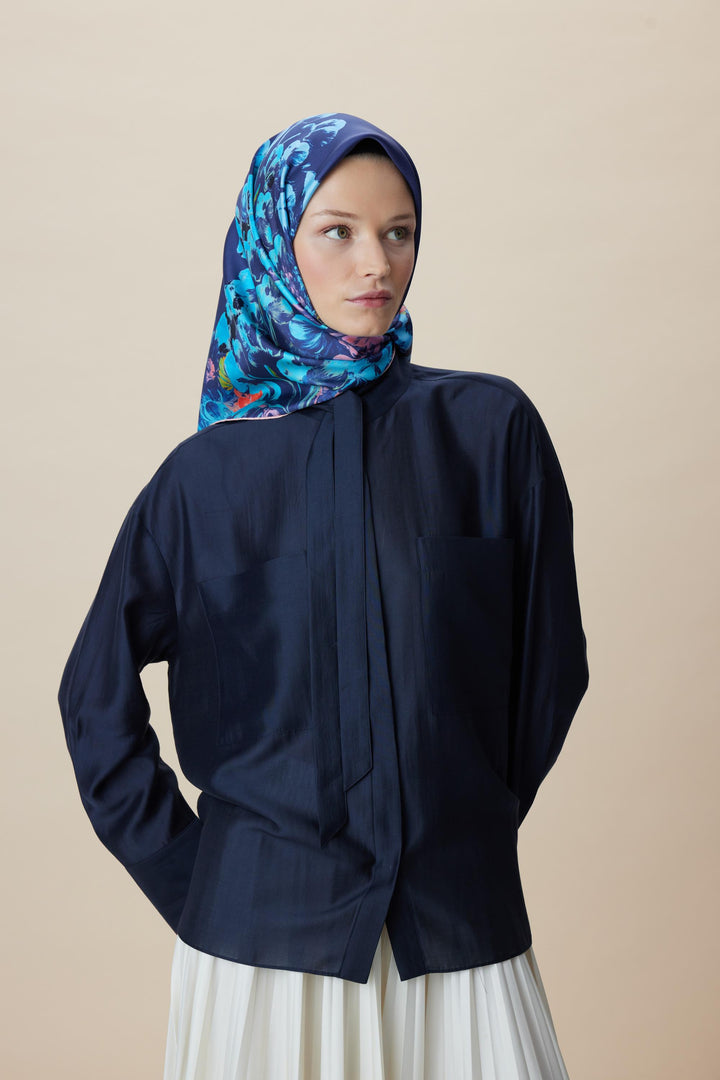 LARİN TİVİL İPEK EŞARP 90*90 CM - LACİVERT - Görsel 4