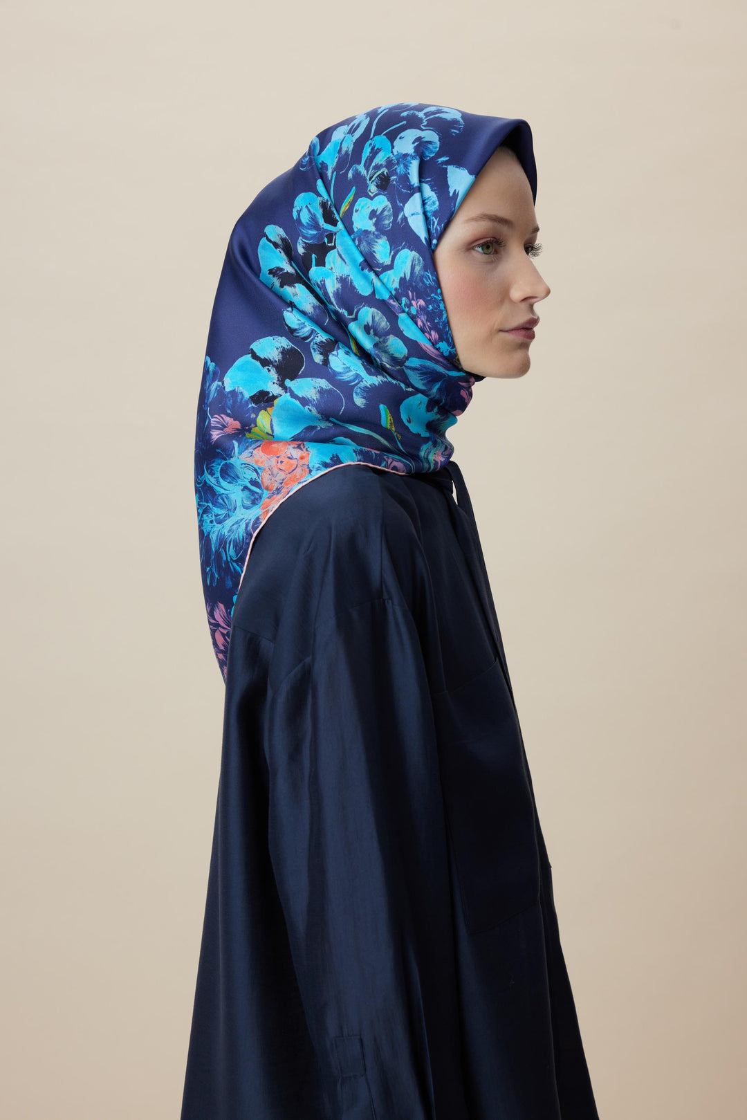 LARİN TİVİL İPEK EŞARP 90*90 CM - LACİVERT - Görsel 6