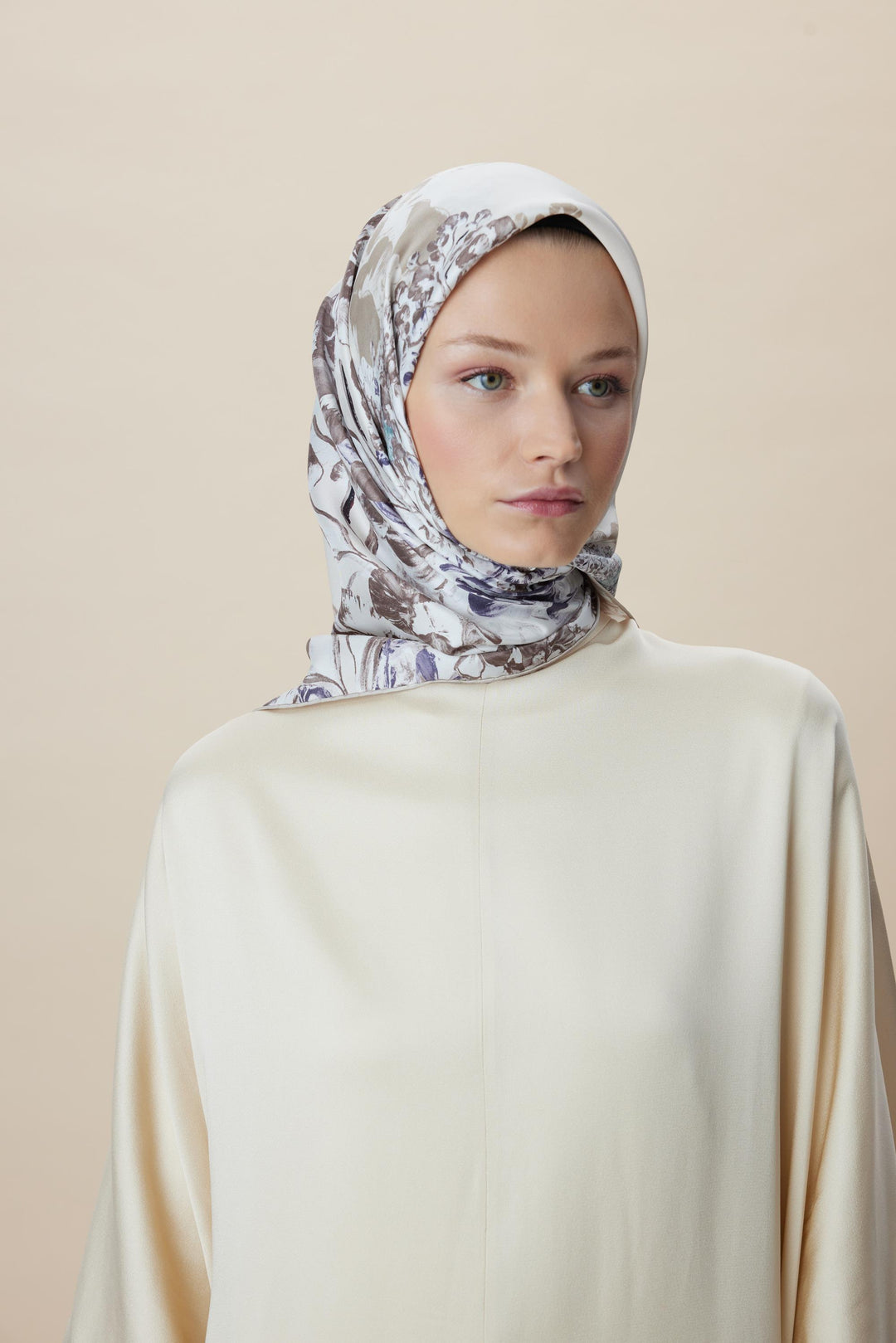 LARİN TİVİL İPEK EŞARP 90*90 CM - VİZON - Görsel 2