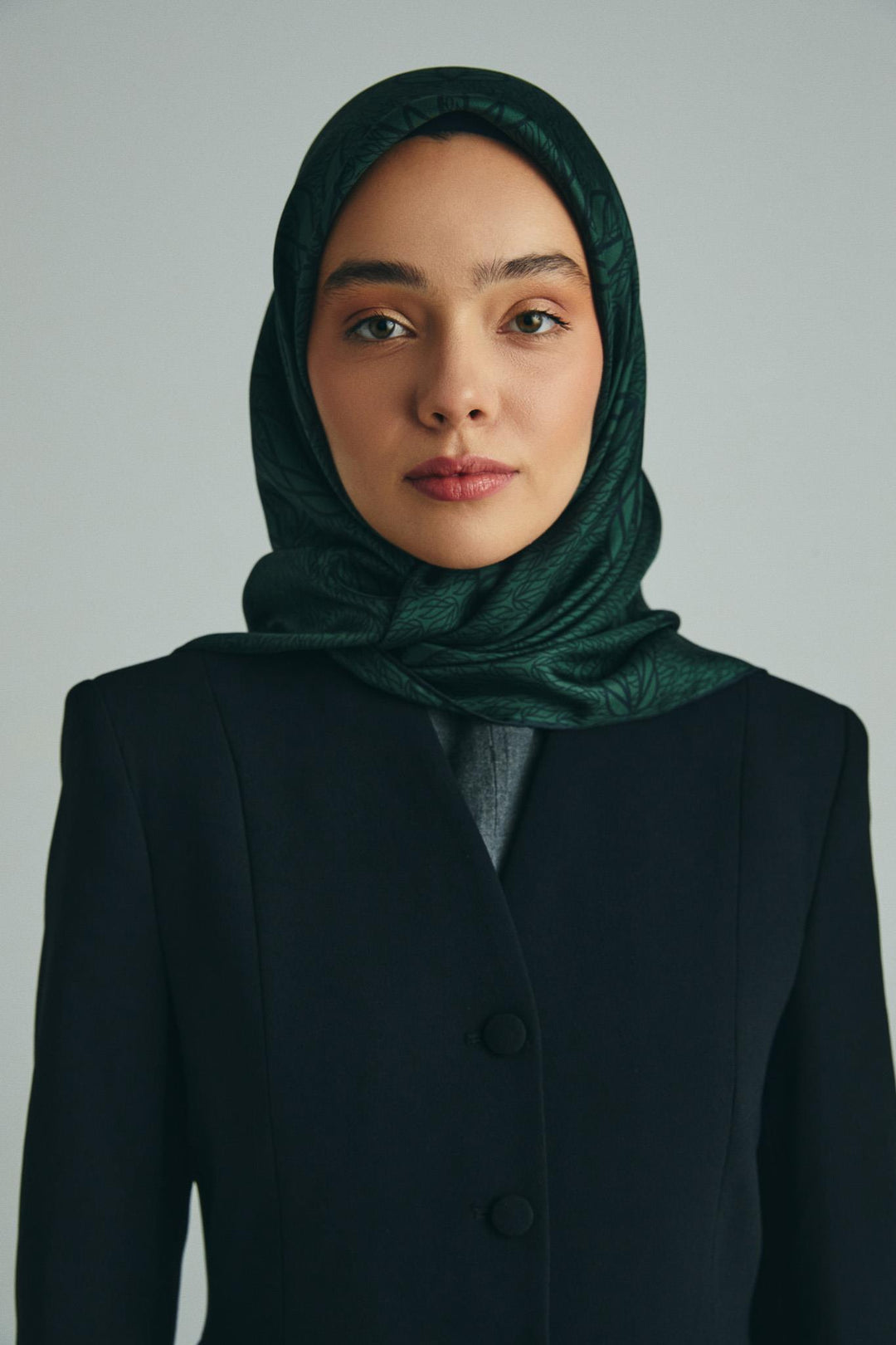 Maisa LAVİ TİVİL İPEK EŞARP 90*90 CM - KOYU YEŞİL