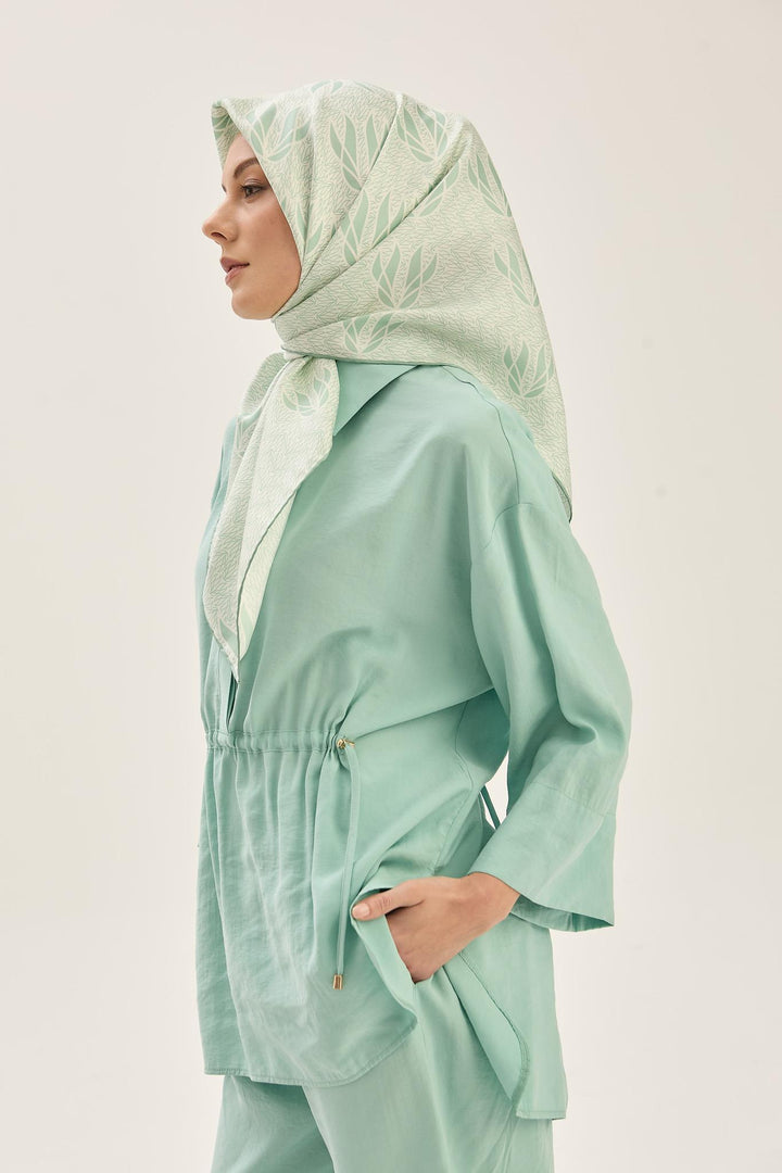 Maisa LAVİ TİVİL İPEK EŞARP 90*90 CM - YEŞİL