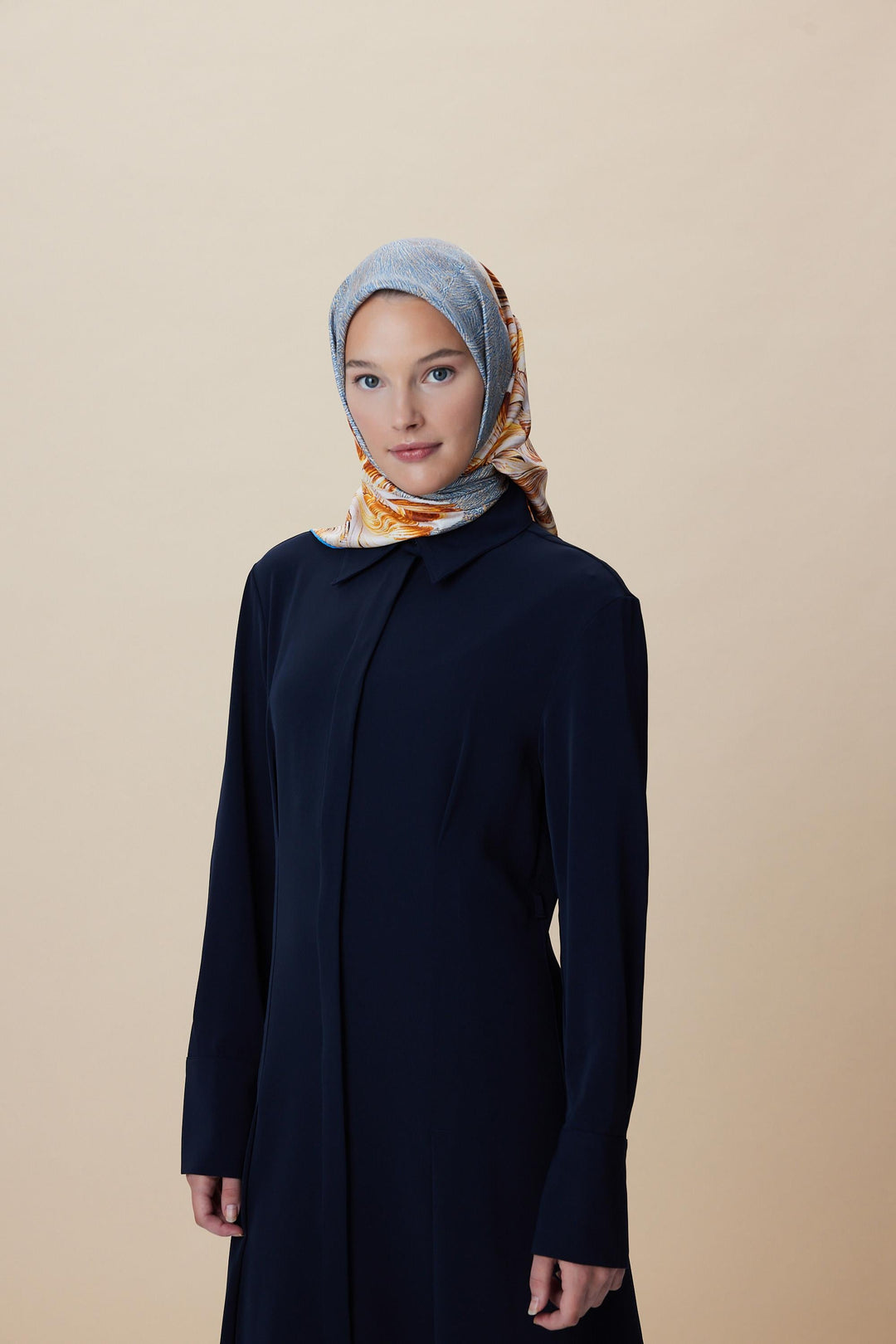 LUNA TİVİL İPEK EŞARP 90*90 CM - KREM - Görsel 2