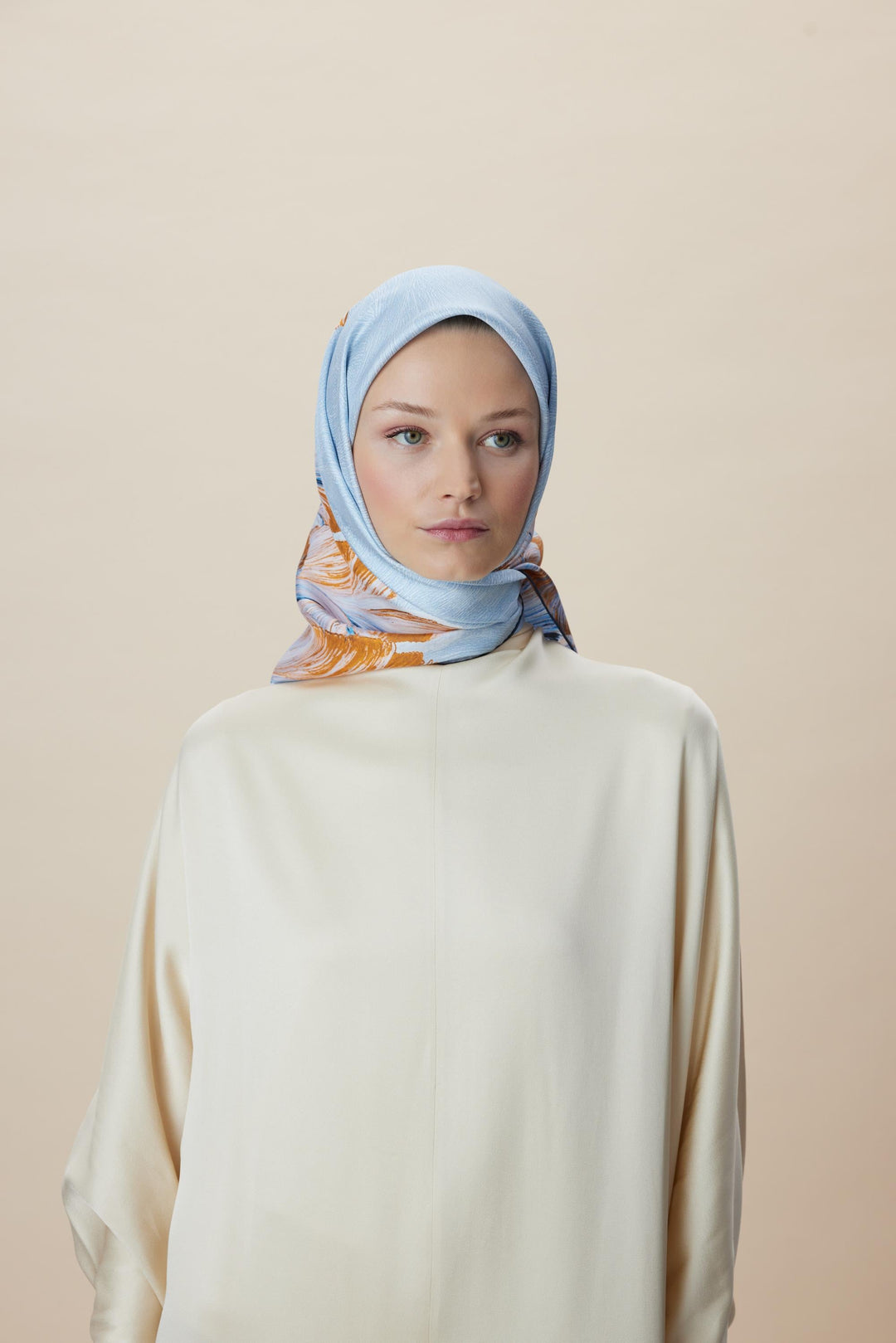 LUNA TİVİL İPEK EŞARP 90*90 CM - MAVİ - Görsel 2