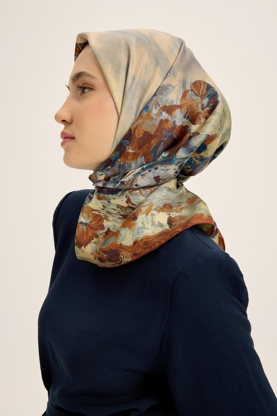 YONCA MULBERRY İPEK EŞARP 90*90 CM - KAHVERENGİ - Görsel 1