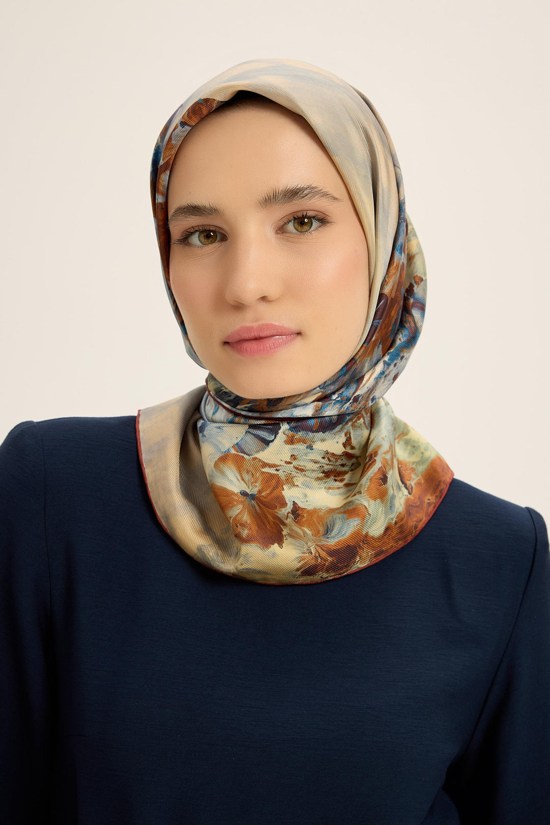 YONCA MULBERRY İPEK EŞARP 90*90 CM - KAHVERENGİ - Görsel 2