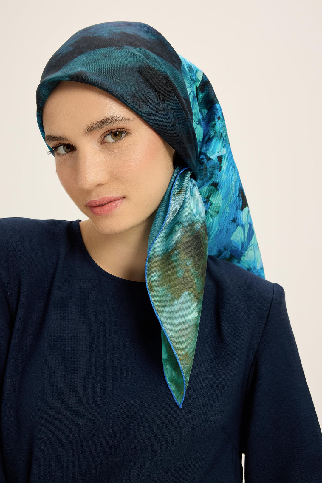 YONCA MULBERRY İPEK EŞARP 90*90 CM - LACİVERT - Görsel 1