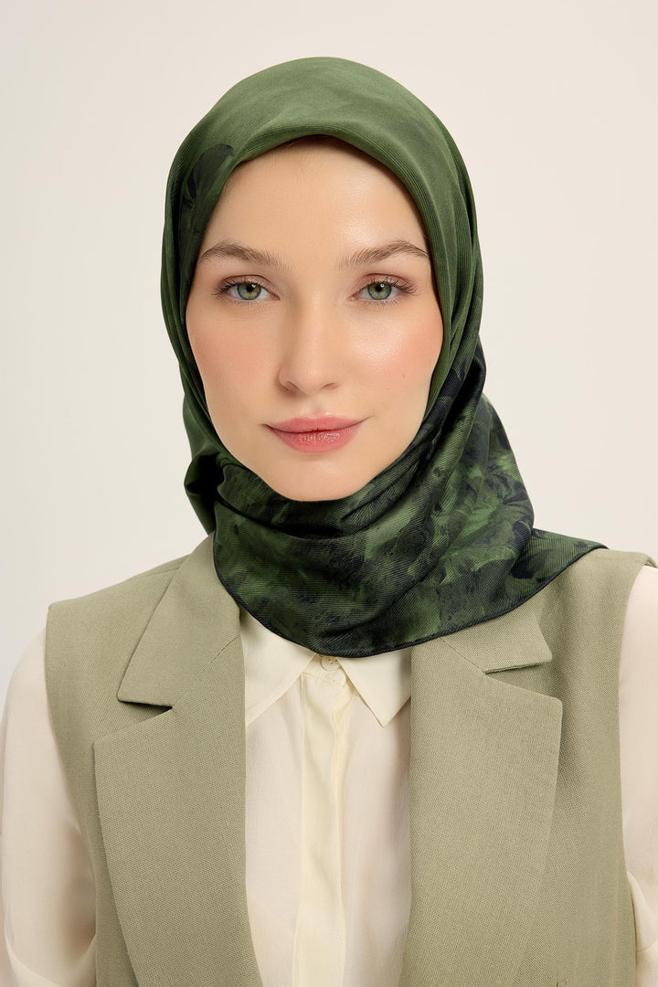 YONCA MULBERRY İPEK EŞARP 90*90 CM - KOYU YEŞİL - Görsel 1