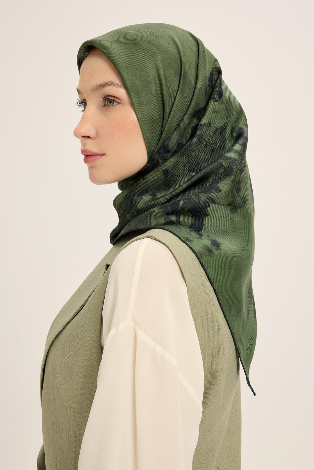 YONCA MULBERRY İPEK EŞARP 90*90 CM - KOYU YEŞİL - Görsel 3