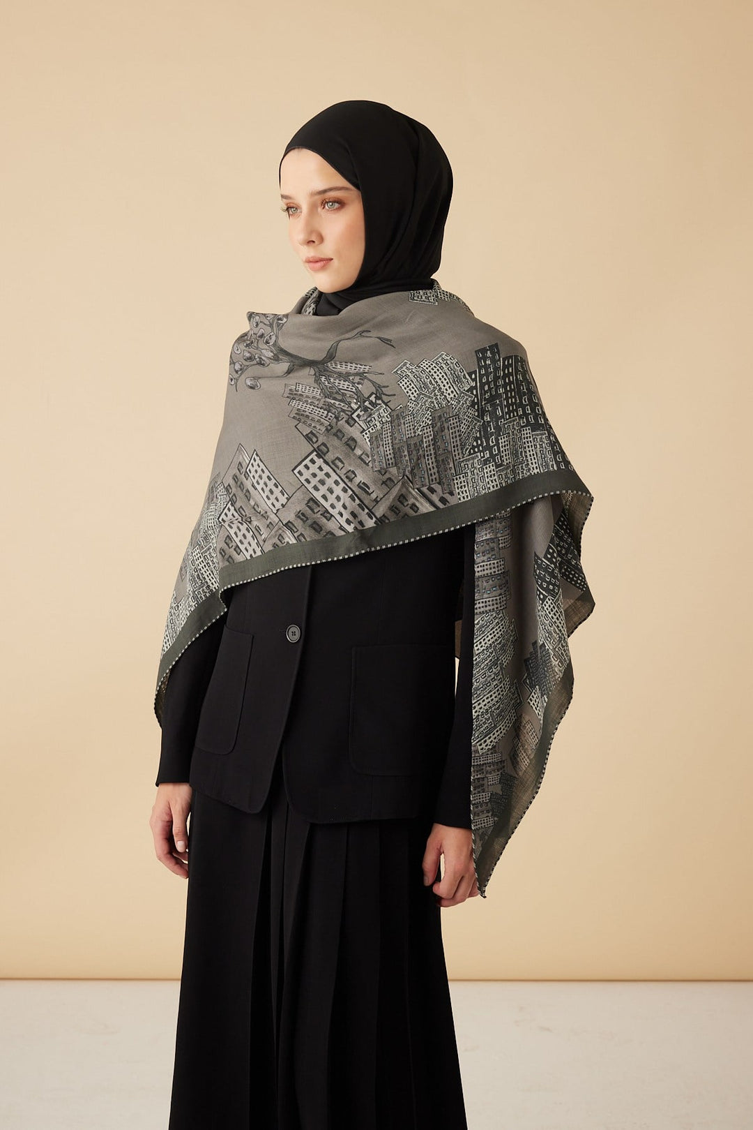 HAYAT YÜN ÜÇGEN ŞAL 140*140/2 CM - GRİ - Görsel 2