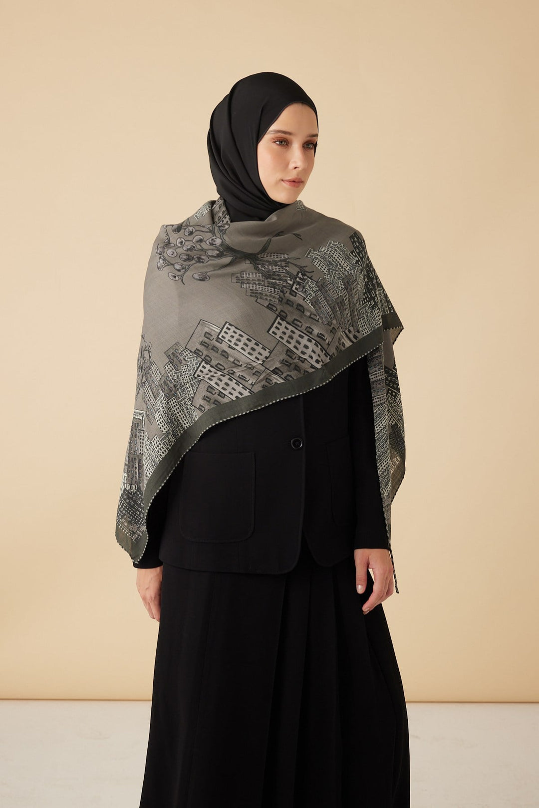 HAYAT YÜN ÜÇGEN ŞAL 140*140/2 CM - GRİ - Görsel 4
