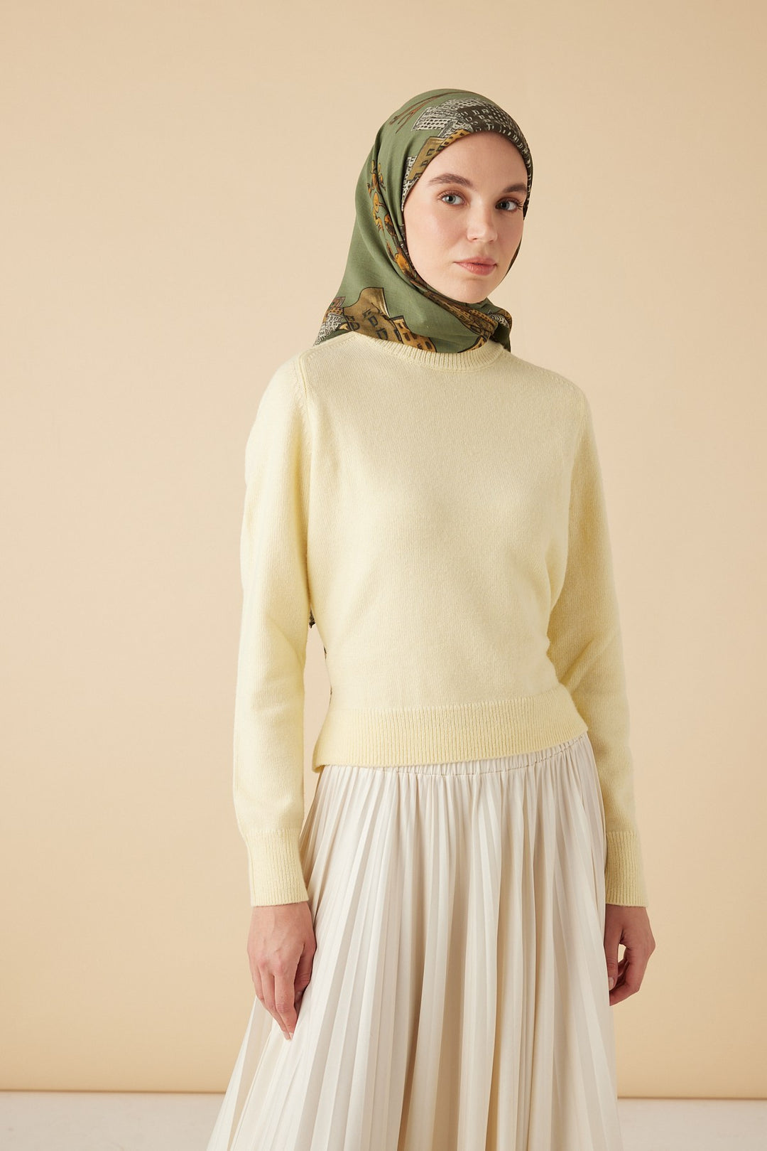 HAYAT YÜN ÜÇGEN ŞAL 140*140/2 CM - HAKİ - Görsel 2