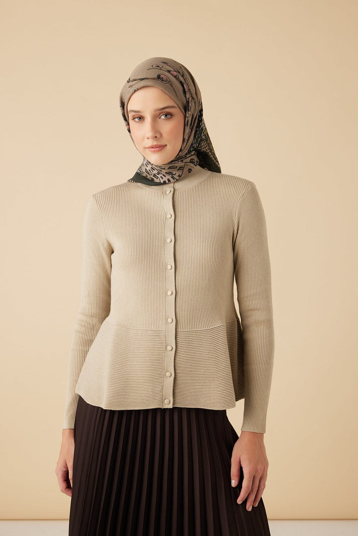 HAYAT YÜN ÜÇGEN ŞAL 140*140/2 CM - VİZON - Görsel 1